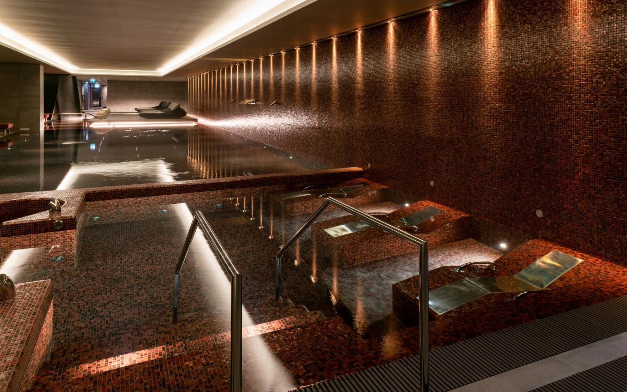 מלון וילה נובה דה גאיה Hilton Porto Gaia מראה חיצוני תמונה The spa at The Landmark