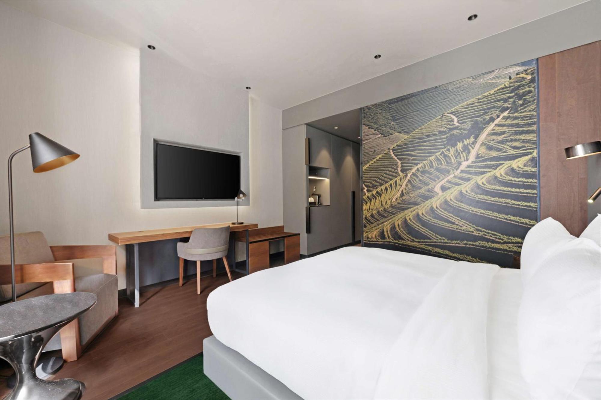 מלון וילה נובה דה גאיה Hilton Porto Gaia מראה חיצוני תמונה