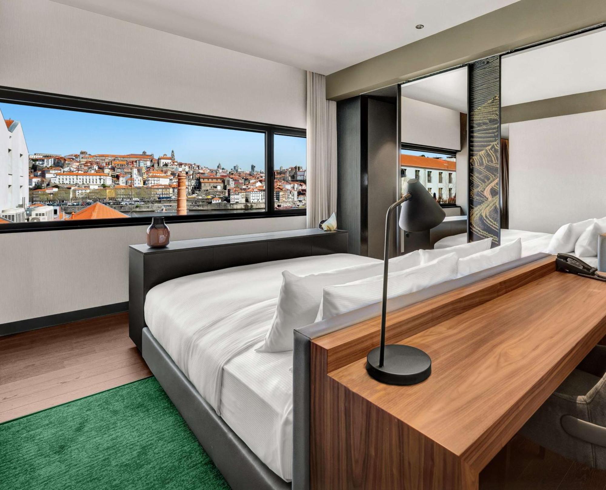 מלון וילה נובה דה גאיה Hilton Porto Gaia מראה חיצוני תמונה