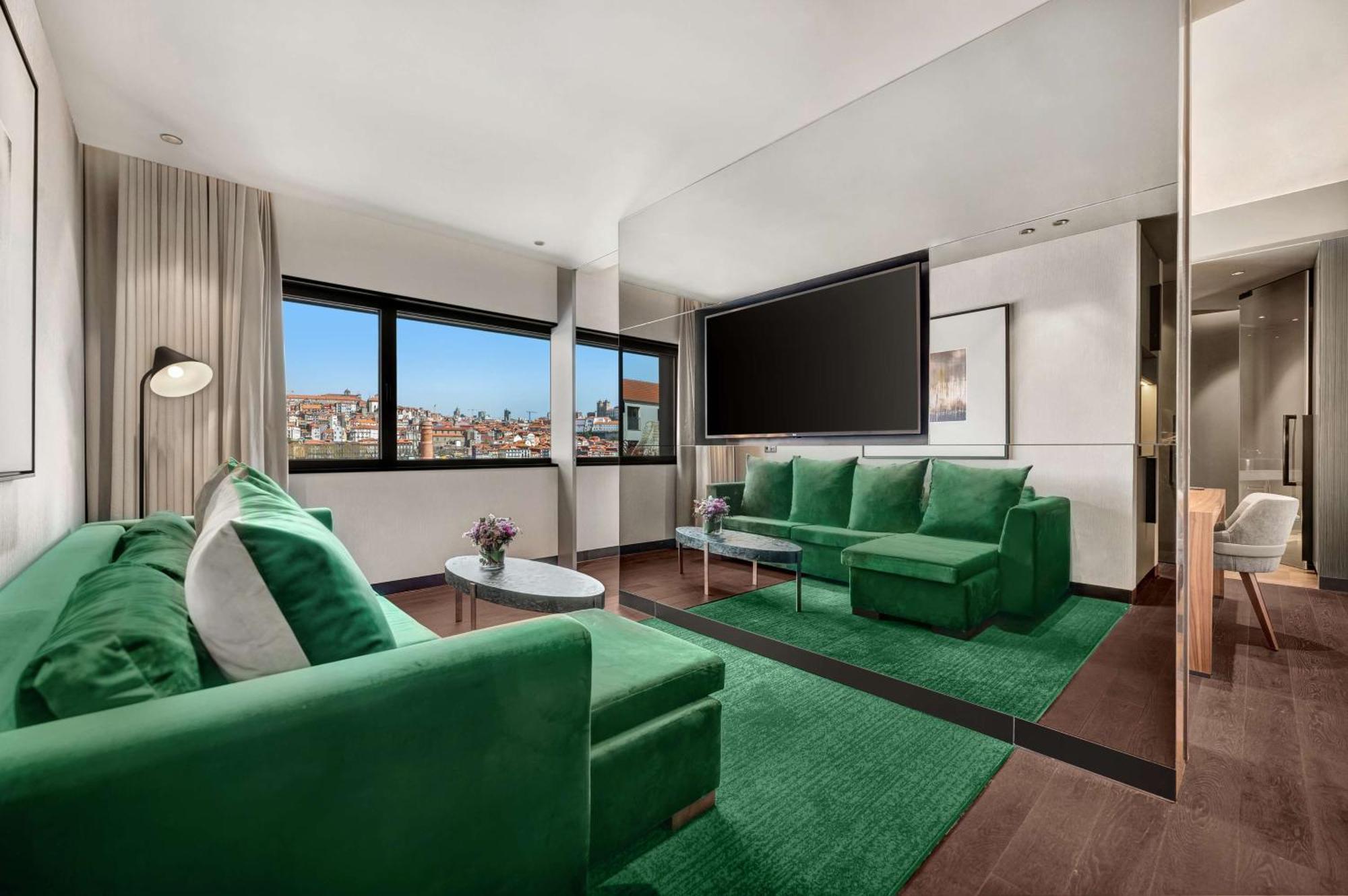 מלון וילה נובה דה גאיה Hilton Porto Gaia מראה חיצוני תמונה