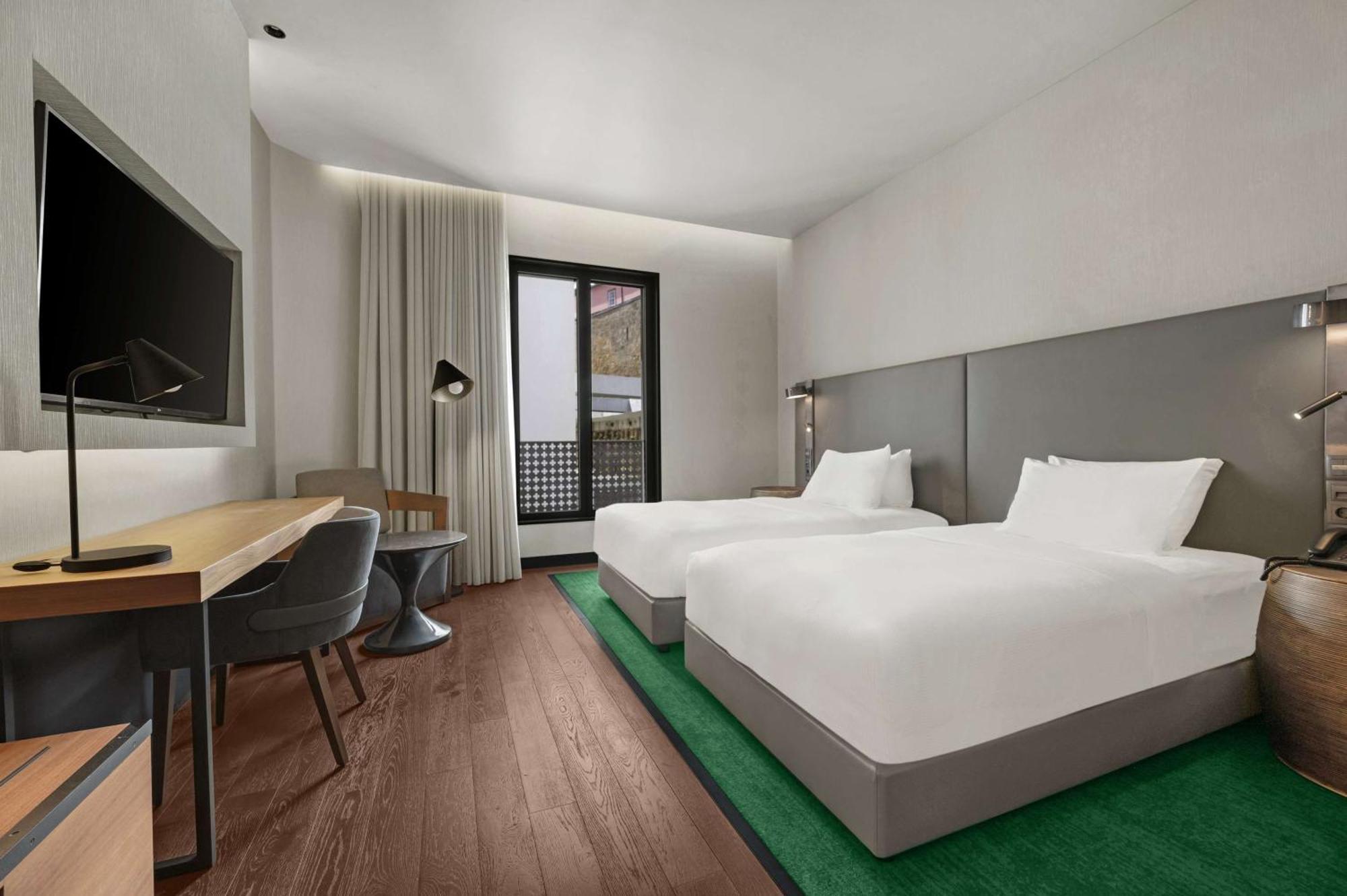 מלון וילה נובה דה גאיה Hilton Porto Gaia מראה חיצוני תמונה